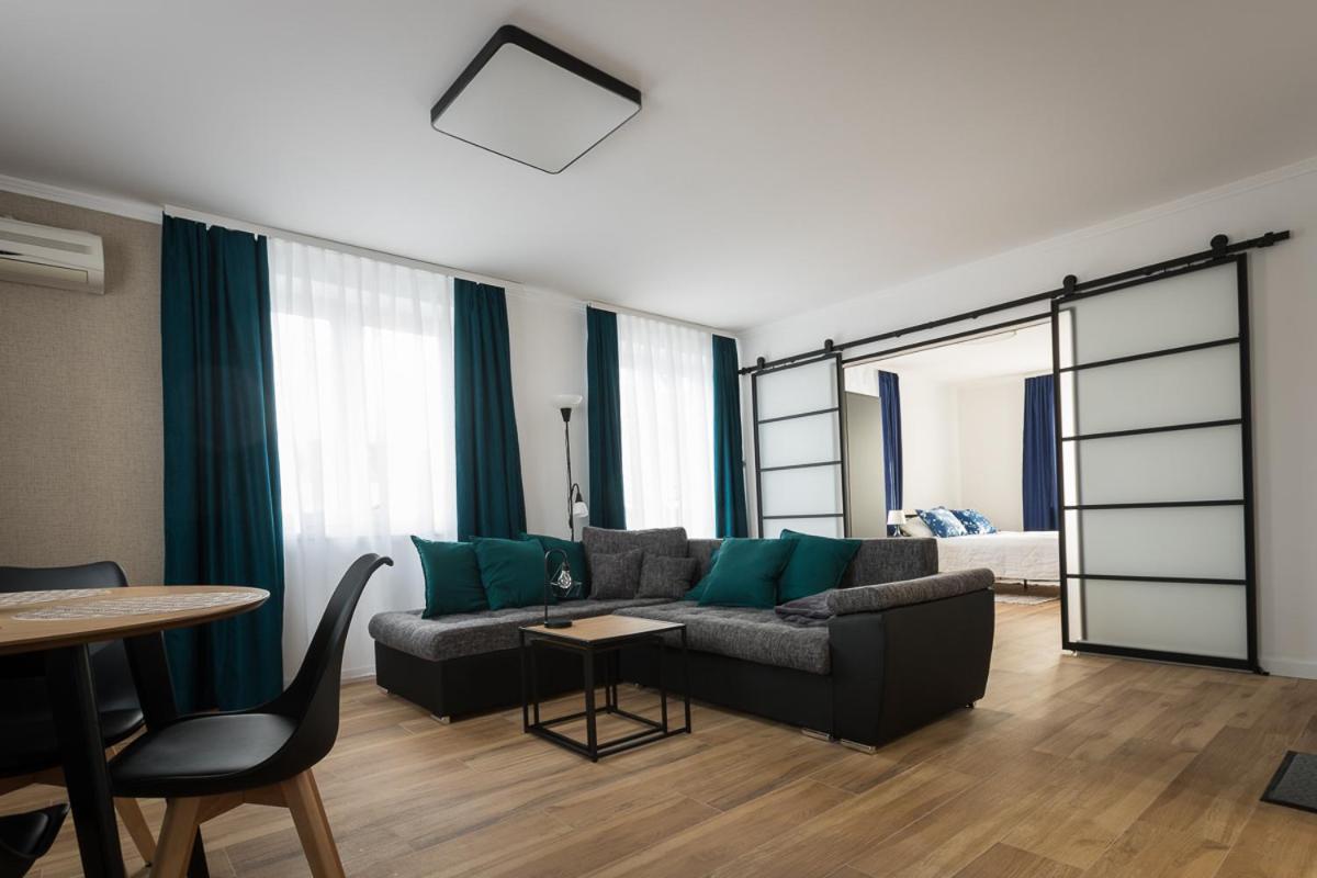 Apartsw241 Apartment
